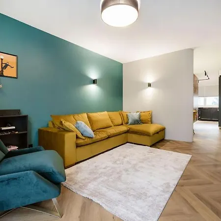 K11 Designer Boutique Loft * Budapest